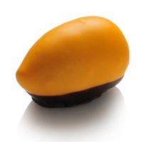 Marcipan med appelsin, overtrukket med orange og mørk chokolade