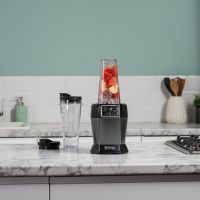 NINJA BLENDER W/QI