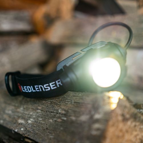 LED LENSER - H7R Core Pandelampe